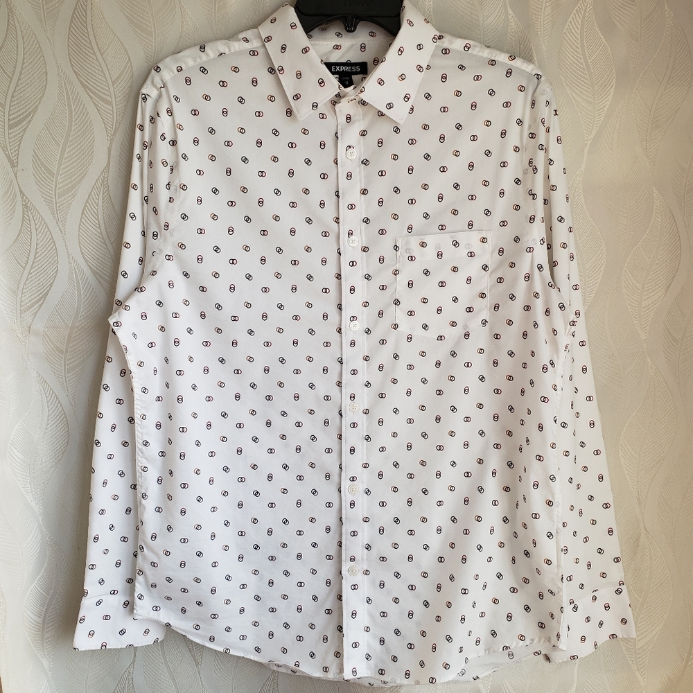 Express White Geometric Pattern Long Sleeve Collared Button Down
